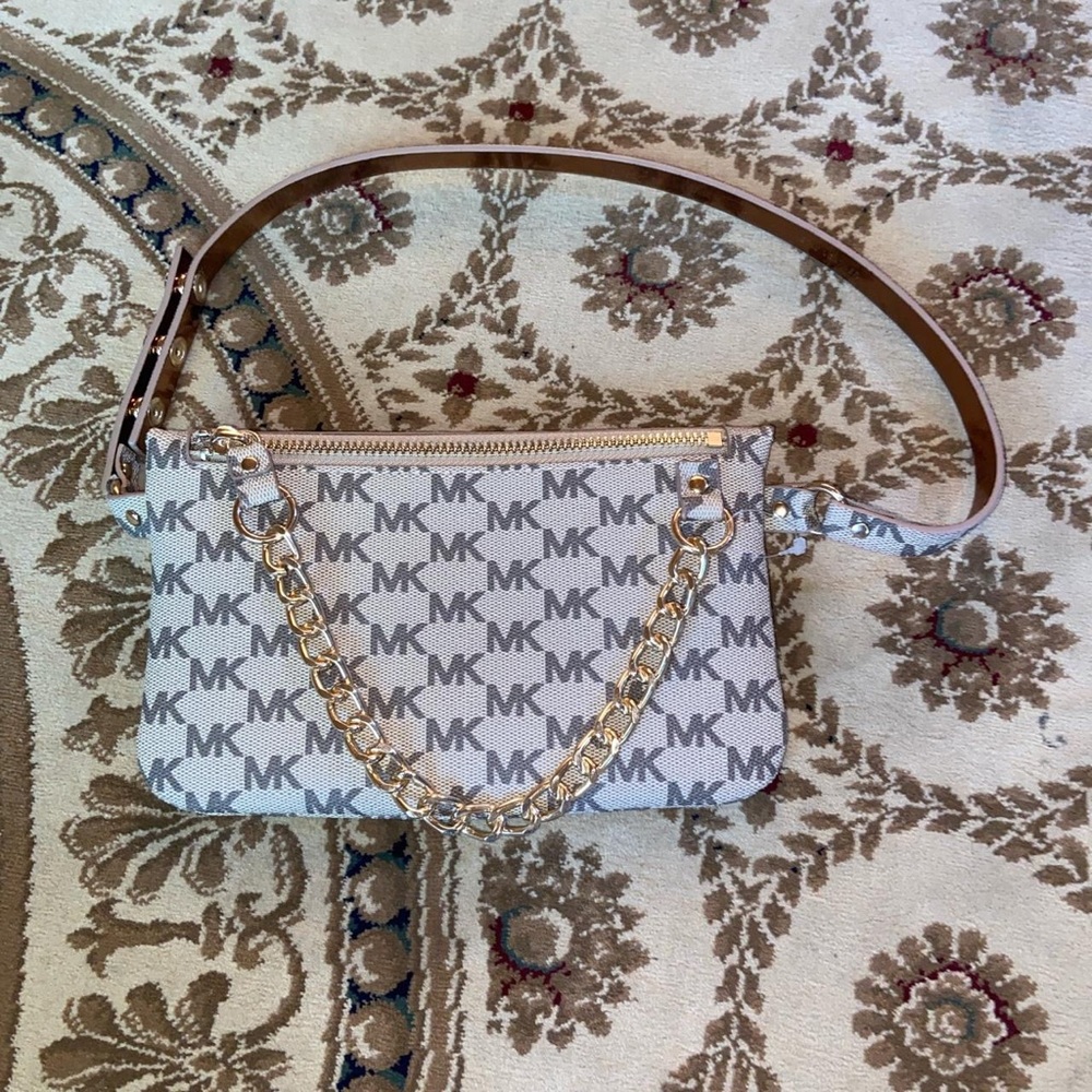 michael kors belt bag